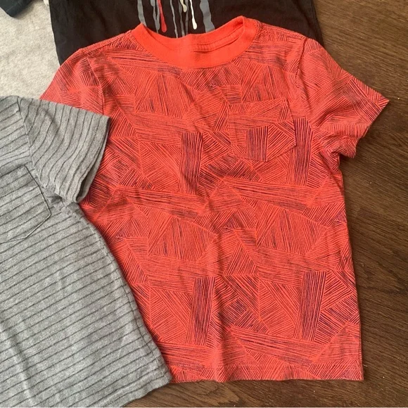 Boys tshirt lot size 4T-5 Nike, Cat & Jack, H&M - Picture 5 of 5